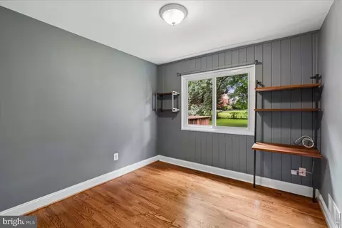 Bedroom - 9817 Cherry Tree Ln, Silver Spring, MD 20901 photo 2 of 6