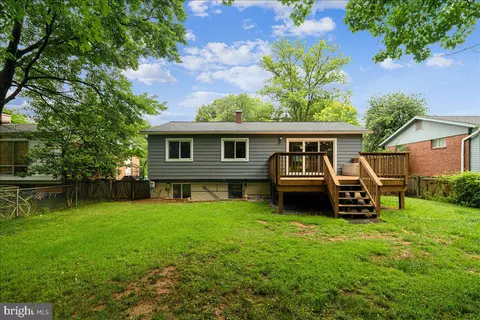 Exterior - 9817 Cherry Tree Ln, Silver Spring, MD 20901 photo 8 of 19