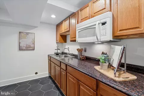 Kitchen - 9817 Cherry Tree Ln, Silver Spring, MD 20901 photo 4 of 5