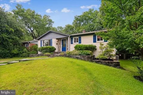 Exterior - 9817 Cherry Tree Ln, Silver Spring, MD 20901 photo 12 of 19