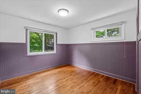 Bedroom - 9817 Cherry Tree Ln, Silver Spring, MD 20901 photo 4 of 6