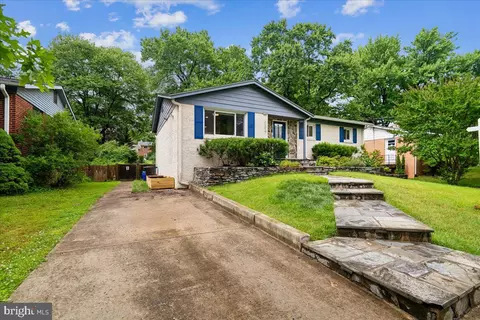 Exterior - 9817 Cherry Tree Ln, Silver Spring, MD 20901 photo 13 of 19
