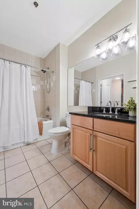 Bath - Undisclosed, Silver Spring, MD 20910 photo 2 of 2