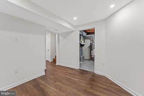 Entry Way - 671 Concerto Ln, Silver Spring, MD 20901 photo 7 of 7