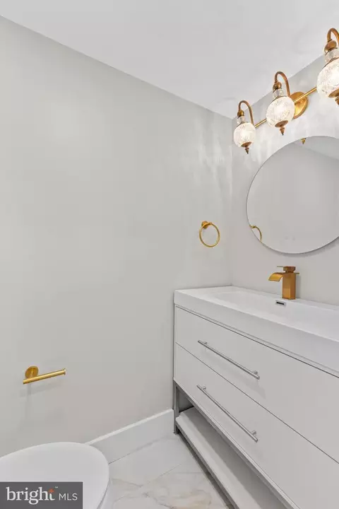 Bath - 671 Concerto Ln, Silver Spring, MD 20901 photo 1 of 5