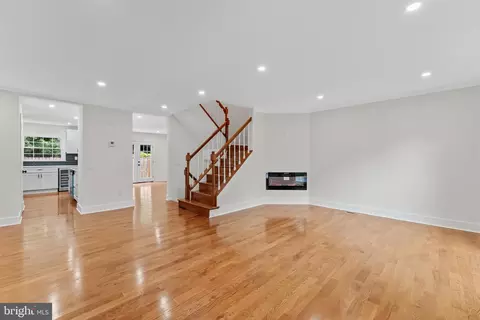 Living - 671 Concerto Ln, Silver Spring, MD 20901 photo 1 of 9