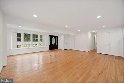 Living - 10708 Meadowhill Rd, Silver Spring, MD 20901 photo 3 of 5