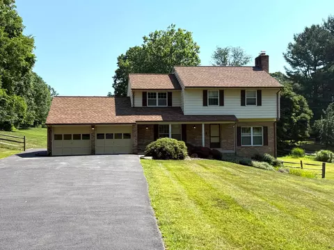 24513 Hanson Rd, Laytonsville, MD 20882