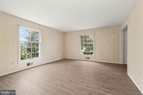 Living - 12709 Hammonton Rd, Silver Spring, MD 20904 photo 2 of 6