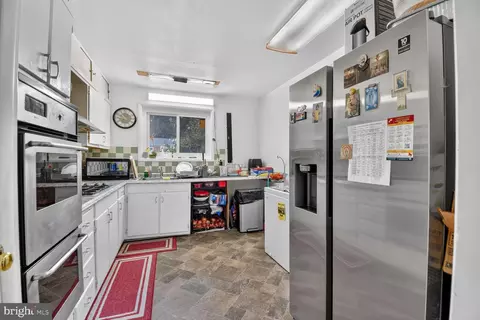 Kitchen - 1207 Oakview Dr, Silver Spring, MD 20903 photo 1 of 3