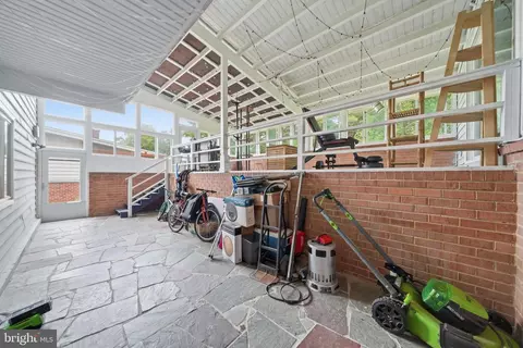 Exterior - 11412 Fairoak Dr, Silver Spring, MD 20902 photo 4 of 12