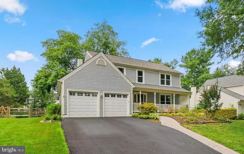 9614 Bush Hill Ter, Gaithersburg, MD 20882