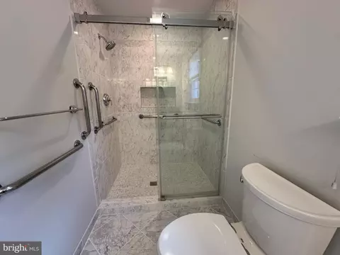 Bath - 14616 Sturtevant Rd, Silver Spring, MD 20905 photo 5 of 7