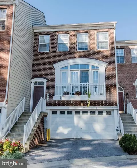 3903 Madison Park Ln, Burtonsville, MD 20866