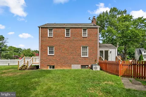 Exterior - 10511 Lorain Ave, Silver Spring, MD 20901 photo 8 of 9