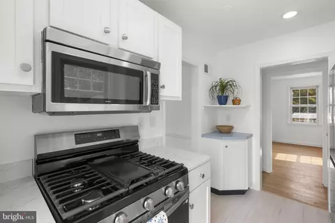 Kitchen - 10511 Lorain Ave, Silver Spring, MD 20901 photo 2 of 2