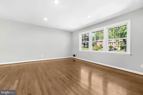 10802 Meadowhill Rd, Silver Spring, MD 20901 photo 13