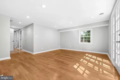 10802 Meadowhill Rd, Silver Spring, MD 20901 photo 48