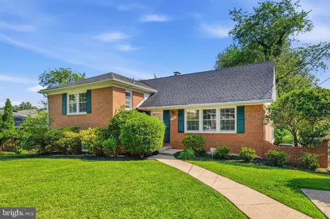 10802 Meadowhill Rd, Silver Spring, MD 20901 photo 2