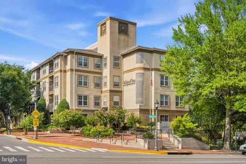 11750 Old Georgetown #2513, Rockville, MD 20852