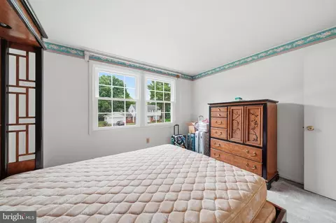 Bedroom - 14008 Breeze Hill Ln, Silver Spring, MD 20906 photo 10 of 11
