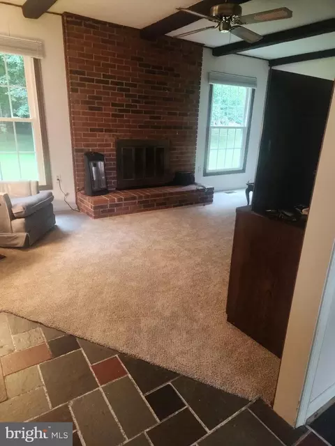 Living - 14008 Breeze Hill Ln, Silver Spring, MD 20906 photo 8 of 8
