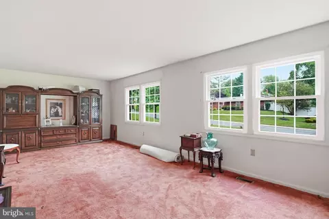 Living - 14008 Breeze Hill Ln, Silver Spring, MD 20906 photo 1 of 8