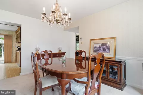 Dining - 14008 Breeze Hill Ln, Silver Spring, MD 20906 photo 3 of 4