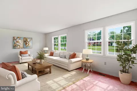 Living - 14008 Breeze Hill Ln, Silver Spring, MD 20906 photo 5 of 8