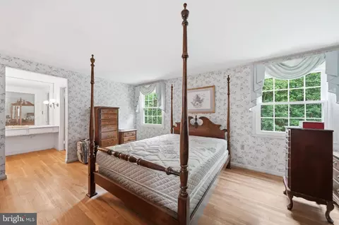 Bedroom - 14008 Breeze Hill Ln, Silver Spring, MD 20906 photo 2 of 11