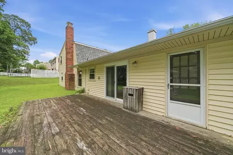 Exterior - 14008 Breeze Hill Ln, Silver Spring, MD 20906 photo 14 of 16