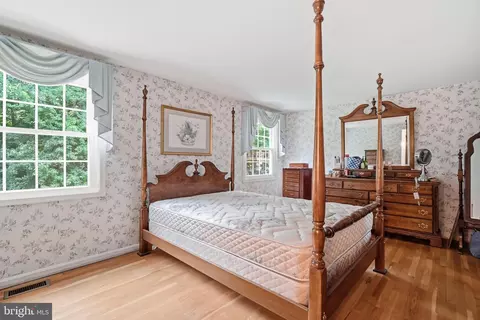 Bedroom - 14008 Breeze Hill Ln, Silver Spring, MD 20906 photo 1 of 11
