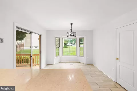 Entry Way - 13100 Riviera Ter, Silver Spring, MD 20904 photo 2 of 5