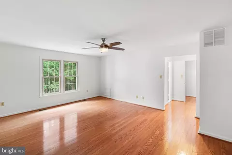 Living - 13100 Riviera Ter, Silver Spring, MD 20904 photo 5 of 8