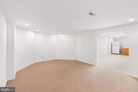 Living - 13100 Riviera Ter, Silver Spring, MD 20904 photo 8 of 8