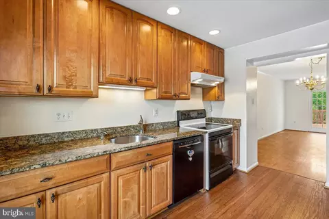 Kitchen - 3259 Saint Augustine Ct, Olney, MD 20832 photo 4 of 4