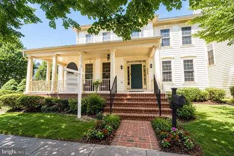 309 Treemont Way, Rockville, MD 20850
