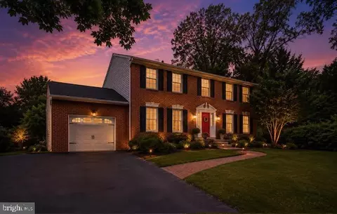 Exterior - 10301 Naglee Rd, Silver Spring, MD 20903 photo 4 of 14