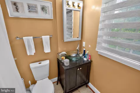 Bath - 10301 Naglee Rd, Silver Spring, MD 20903 photo 4 of 4