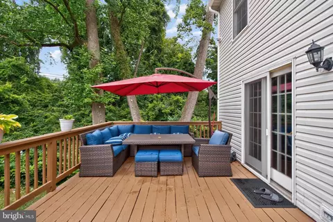 Exterior - 10301 Naglee Rd, Silver Spring, MD 20903 photo 7 of 14