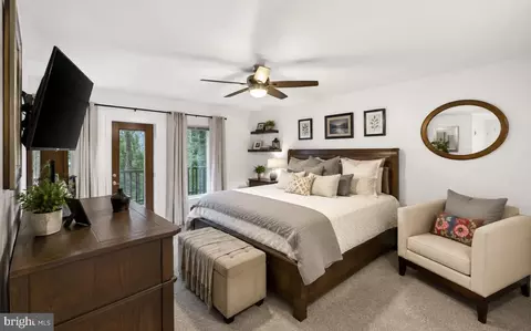 Bedroom - 10301 Naglee Rd, Silver Spring, MD 20903 photo 4 of 6