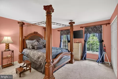 Bedroom - 10301 Naglee Rd, Silver Spring, MD 20903 photo 2 of 6