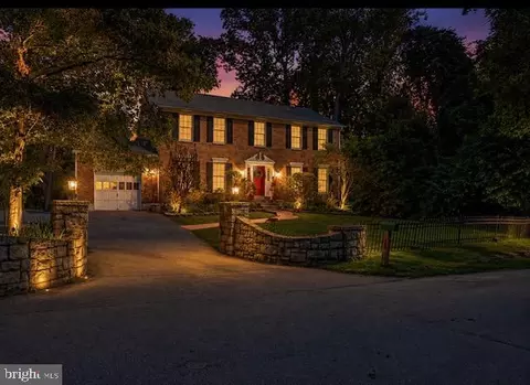 Exterior - 10301 Naglee Rd, Silver Spring, MD 20903 photo 5 of 14