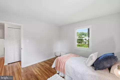 Bedroom - 2704 Weller Rd, Silver Spring, MD 20906 photo 8 of 10