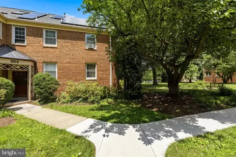Exterior - 2312 Colston Dr #2312-C, Silver Spring, MD 20910 photo 3 of 6