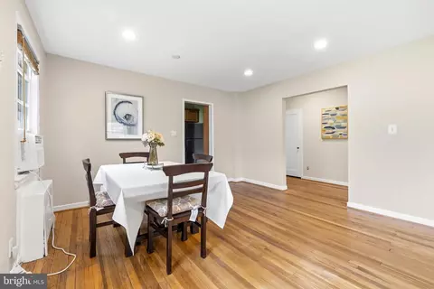 Dining - 2312 Colston Dr #2312-C, Silver Spring, MD 20910 photo 1 of 2
