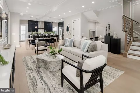 3500 Manor Rd, Chevy Chase, MD 20815