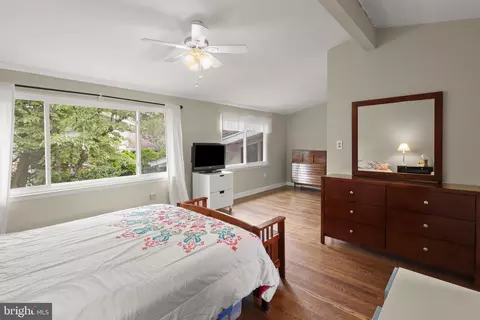 Bedroom - 11400 Cloverhill Dr, Silver Spring, MD 20902 photo 2 of 6