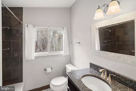 Bath - 11400 Cloverhill Dr, Silver Spring, MD 20902 photo 3 of 4