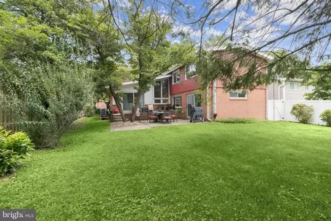 Exterior - 11400 Cloverhill Dr, Silver Spring, MD 20902 photo 4 of 5